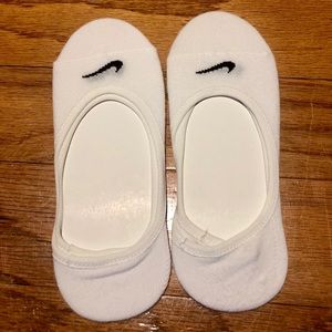 Nike Performance No-Show Liner Socks NWOT